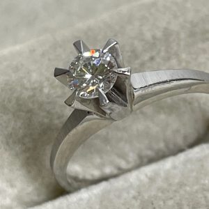 金の買取価格上昇中！ | PT950プラチナダイヤモンドリングの買取| 我孫子市湖北台