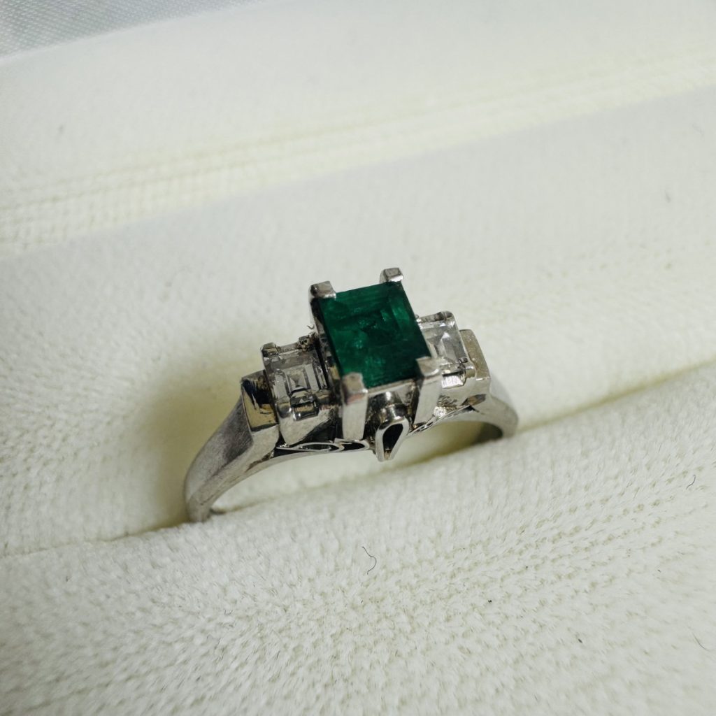 K14WG ホワイトゴールド エメラルド付リング 指輪 14金
