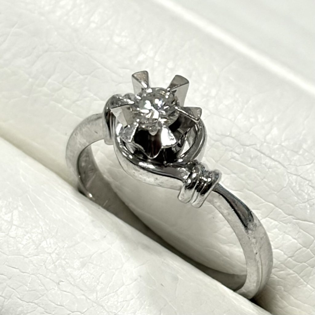 Pt900 プラチナ ダイヤモンドリング 指輪