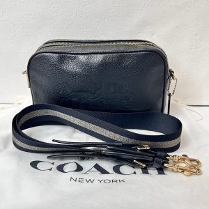 コーチショルダーバッグ