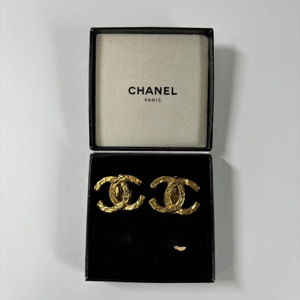 CHANEL ココマークイヤリング