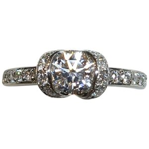 プラチナ(Pt900) ダイヤ0.5ct メレダイヤ リング　札幌市 中央区 サッポロファクトリー