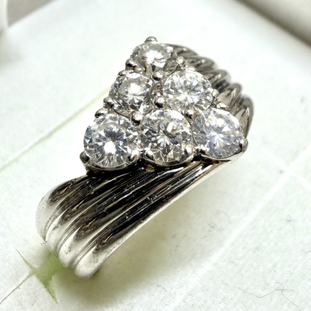 PT900　ダイヤモンドリング　プラチナ900　指輪