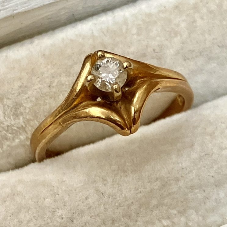 K18　ダイヤモンドリング(18金　指輪)