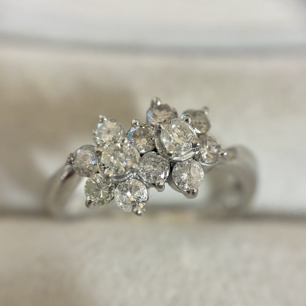 Pt900(プラチナ900）ダイヤモンド　リング