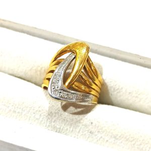 【K18Pt900コンビリング】18金・プラチナ900・メレダイヤ・貴金属・アクセサリー