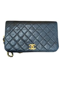 シャネル（CHANEL）マトラッセ ラムスキン チェーンショルダーバッグ