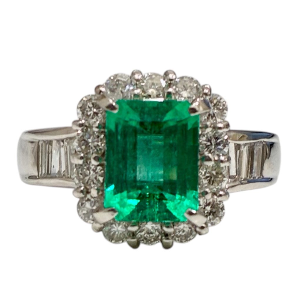 Pt900 プラチナ900 エメラルド リング　札幌市 東区 元町