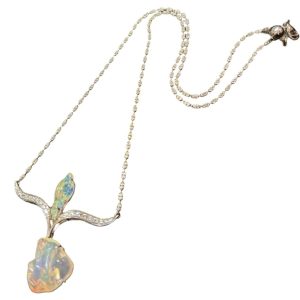 オパール ネックレス