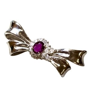 Pt900(プラチナ900）ダイヤモンド・ルビー ネックレストップ