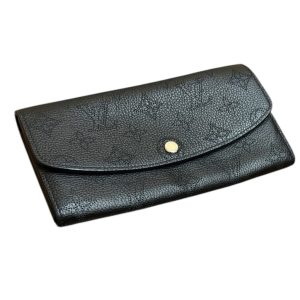 Louis Vuitton ルイヴィトン マヒナ ポルトフォイユイリス 長財布