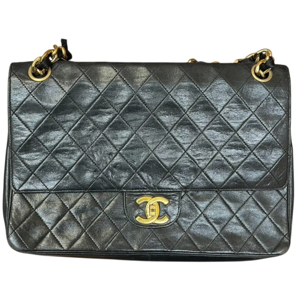 CHANEL（シャネル）マトラッセ チェーンショルダーバッグ