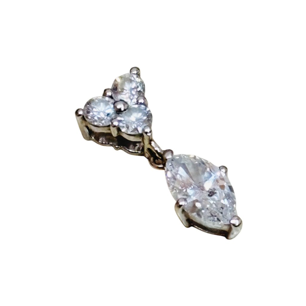 Pt900　プラチナ　トップ　ダイヤモンド付き