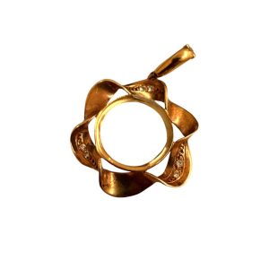 K18 18金 トップ 西川町