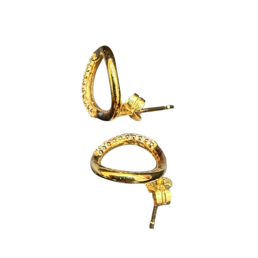 K18 ピアス（18金アクセサリー）