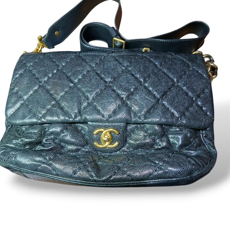 【キャビアスキン ショルダー】CHANEL【Bランク】
