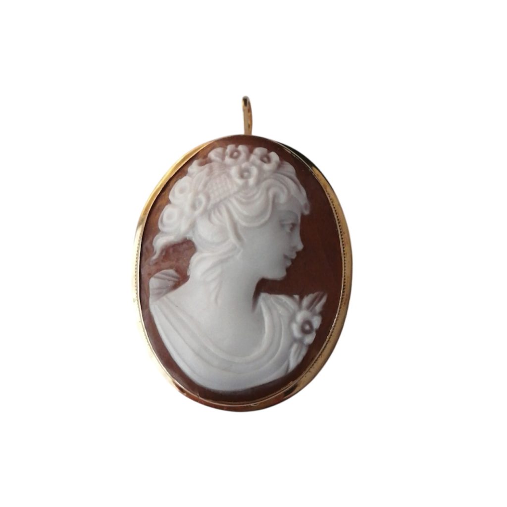 カメオ　ブローチ　K18(18金)