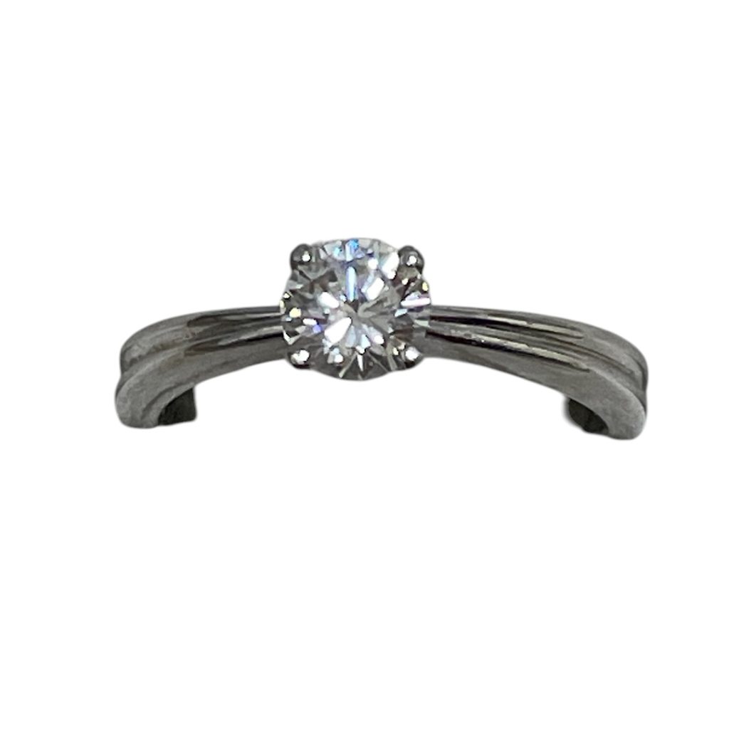 金プラチナの価格高騰中！| pt900プラチナダイヤリングのお買い取り｜柏市桜台