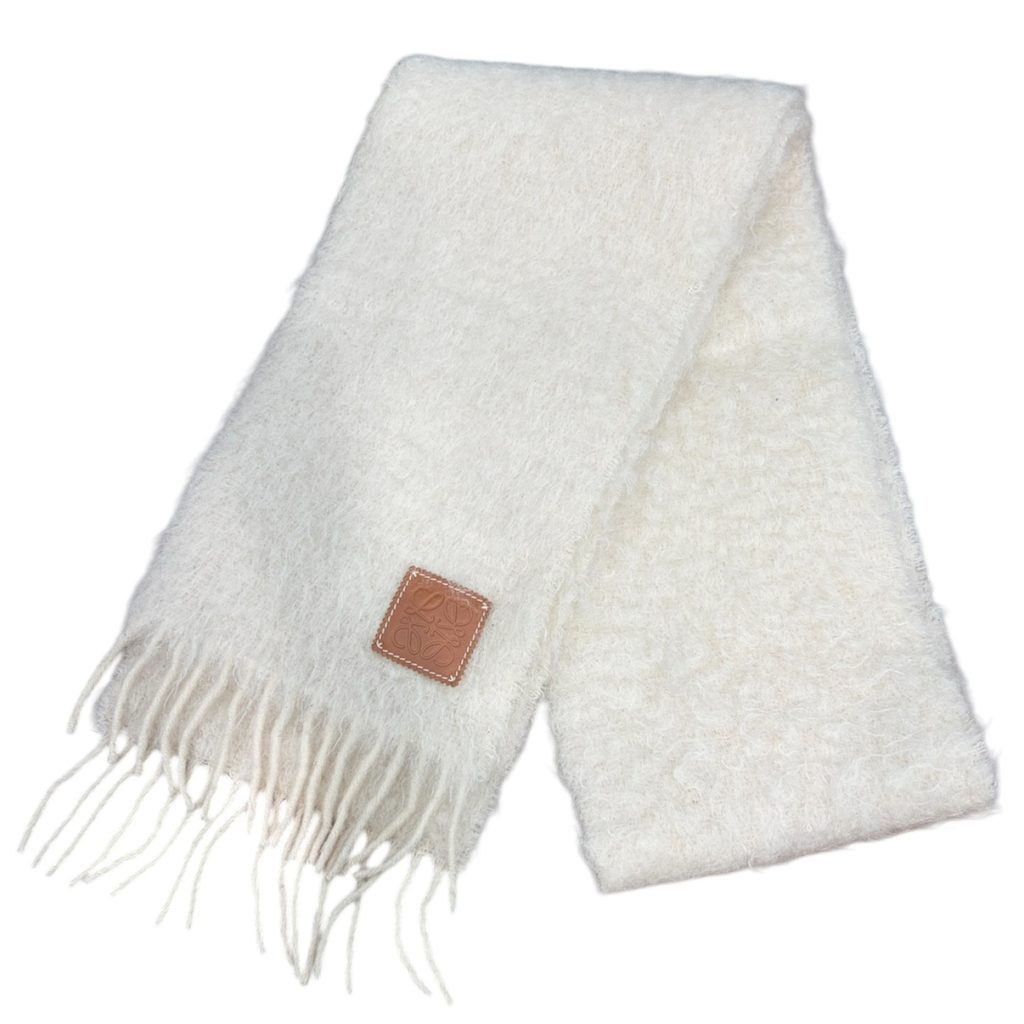 LOEWE ロエベ マフラー