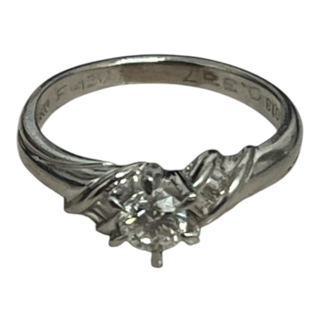 Pt900 プラチナ リング 石付き