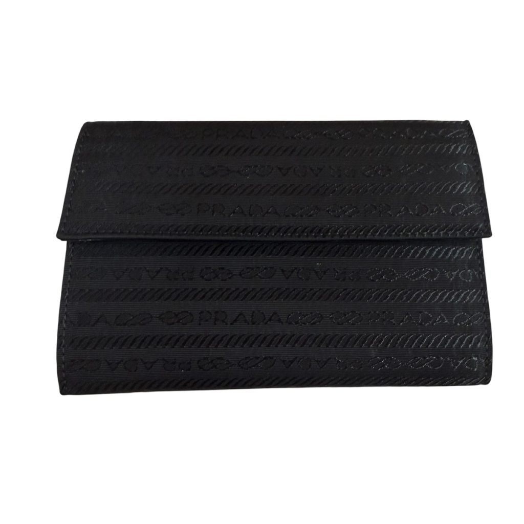 PRADA プラダ ウォレット 東根市