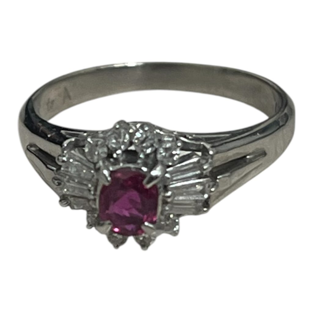 Pt900 プラチナ リング 石付き