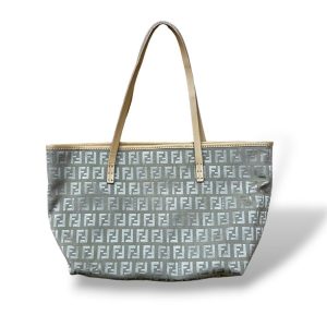 ズッキーノ柄 ショルダーバッグ FENDI【Cランク】