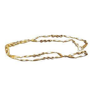 K18（18金）ネックレス