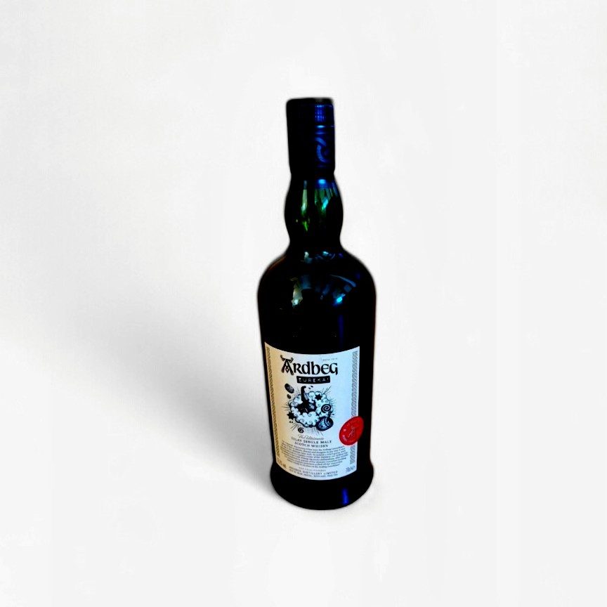 アードベッグユリーカ 700ml　箱付き