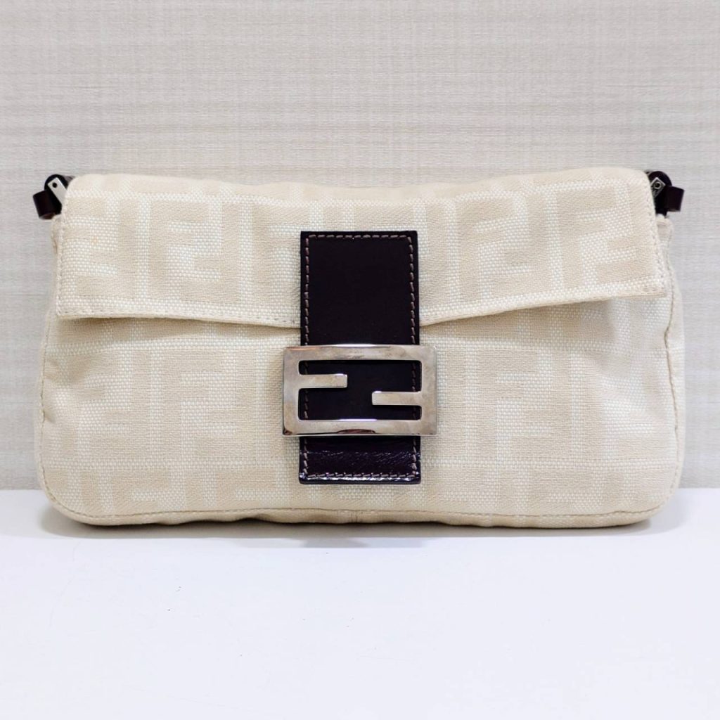 FENDI フェンディ マンマバケット ハンドバッグ