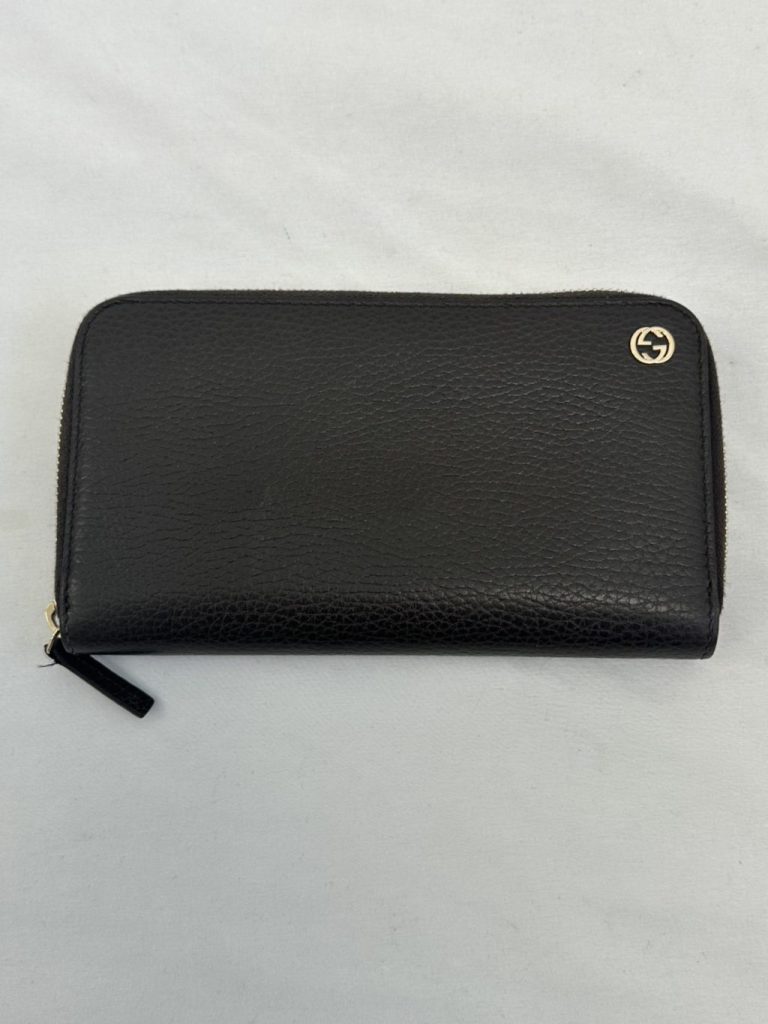 Gucci インターロッキングG ラウンドファスナー長財布