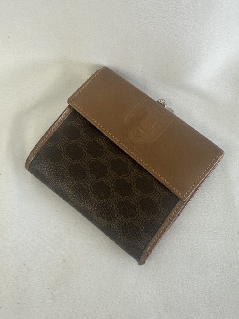 CELINE マカダム柄 がま口二つ折り財布
