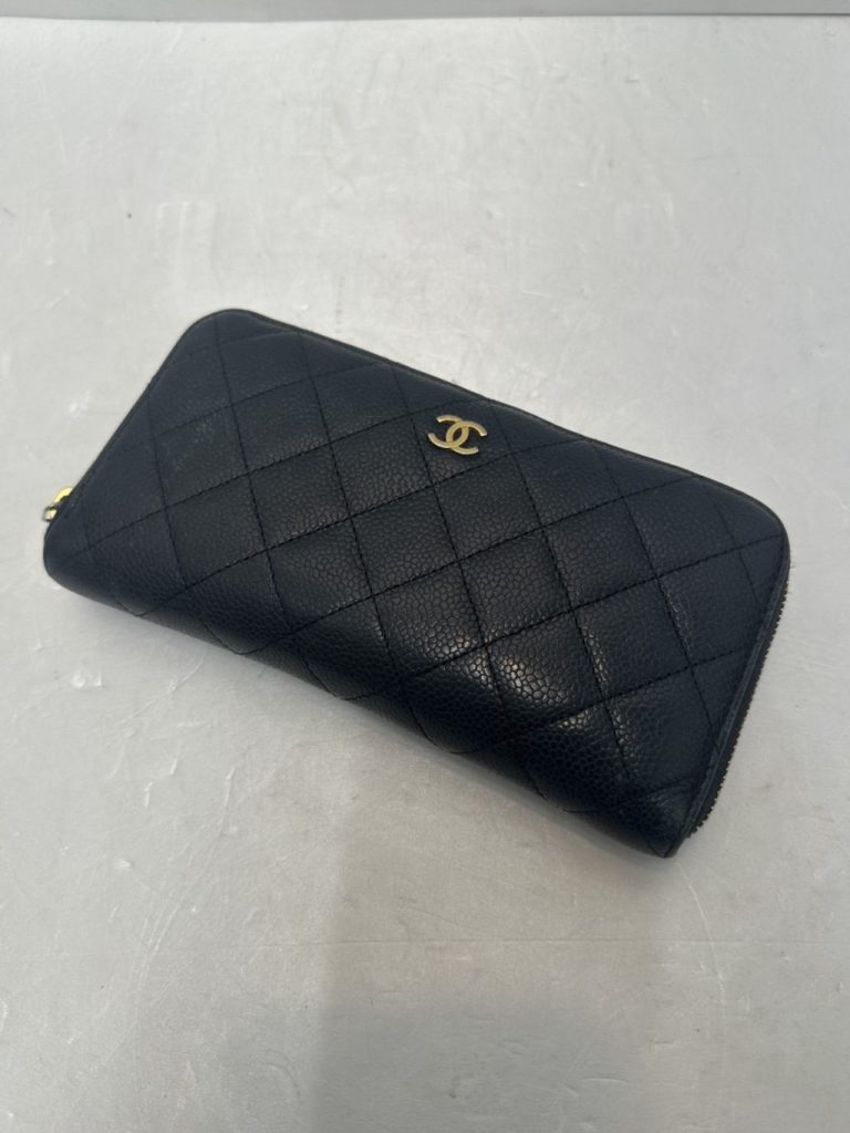 CHANEL マトラッセ ラウンドファスナー 財布