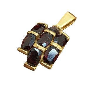 刻印不明のネックレストップ