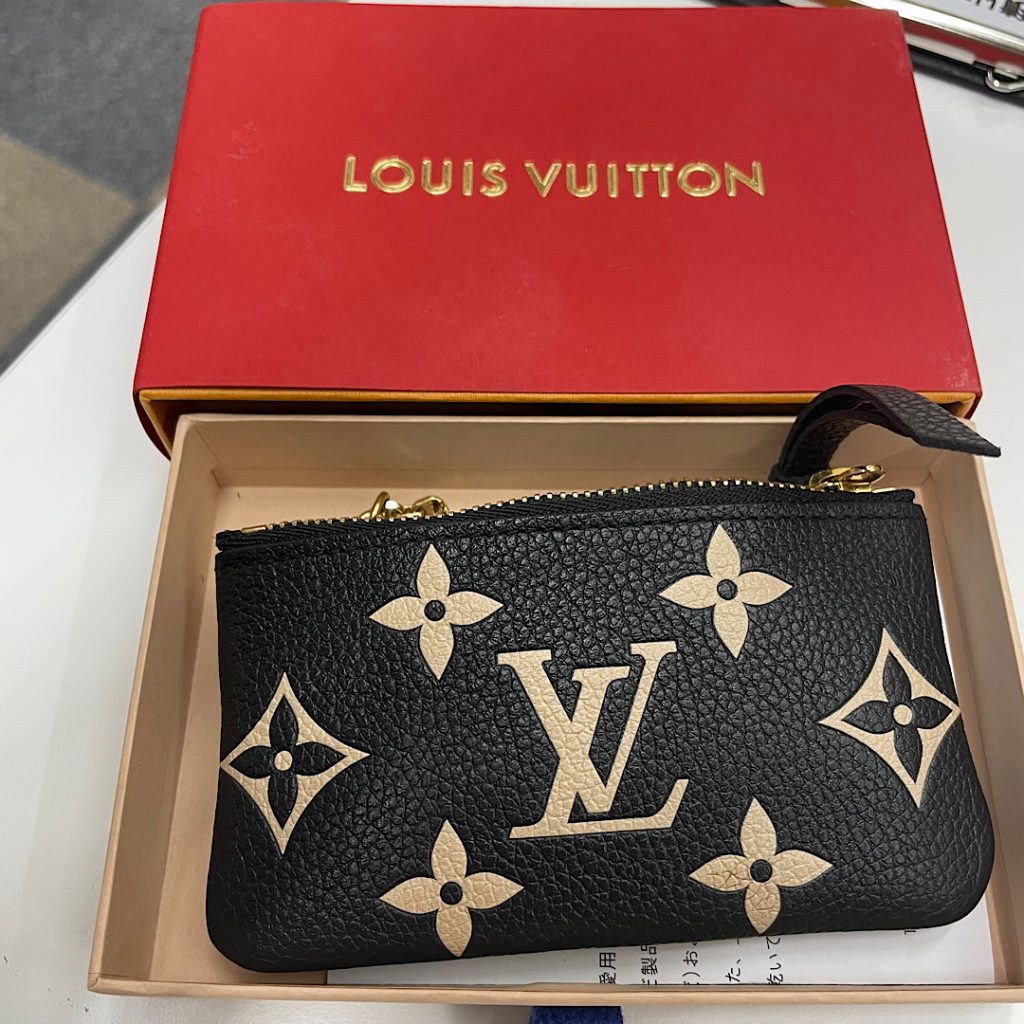 ルイヴィトン LOUIS VUITTON コインケース アンプラント ポシェット・クレ| 羽村市羽中