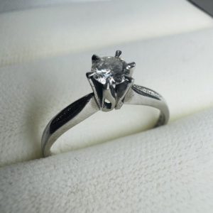 Pt900 ダイヤリング 指輪 プラチナ900 婚約指輪