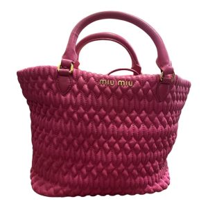 【miumiu高価買取！】　miumiu　マテラッセレザーバッグ