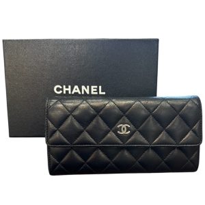 CHANEL（シャネル） マトラッセ ラムスキン フラップ長財布
