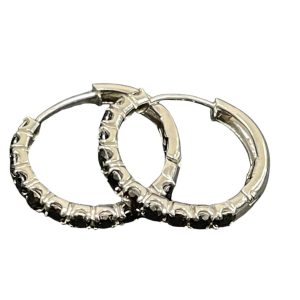 金プラチナの高価買取！|K18WGブラックダイヤピアスの買取 | 我孫子市