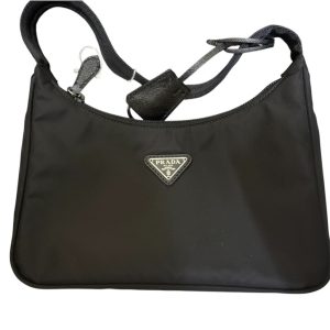 PRADA（プラダ） ナイロン ワンショルダーバッグ