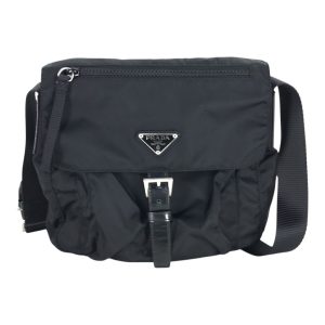 PRADA 　ナイロンショルダーバッグ