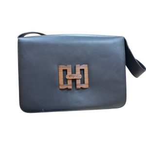 Salvatore Ferragamo サルバトーレフェラガモ バッグ