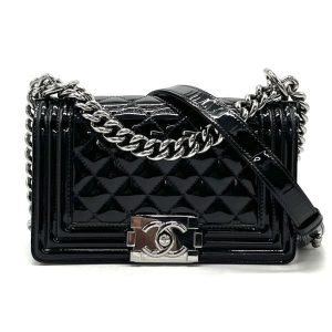 CHANEL ボーイ シャネル 20 マトラッセ ココマーク パテント レザー チェーン ハンド ショルダー バッグ fH04130C