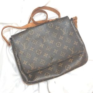 LOUIS VUITTON ルイヴィトン モノグラム ミュゼット・タンゴ ショルダーバッグ