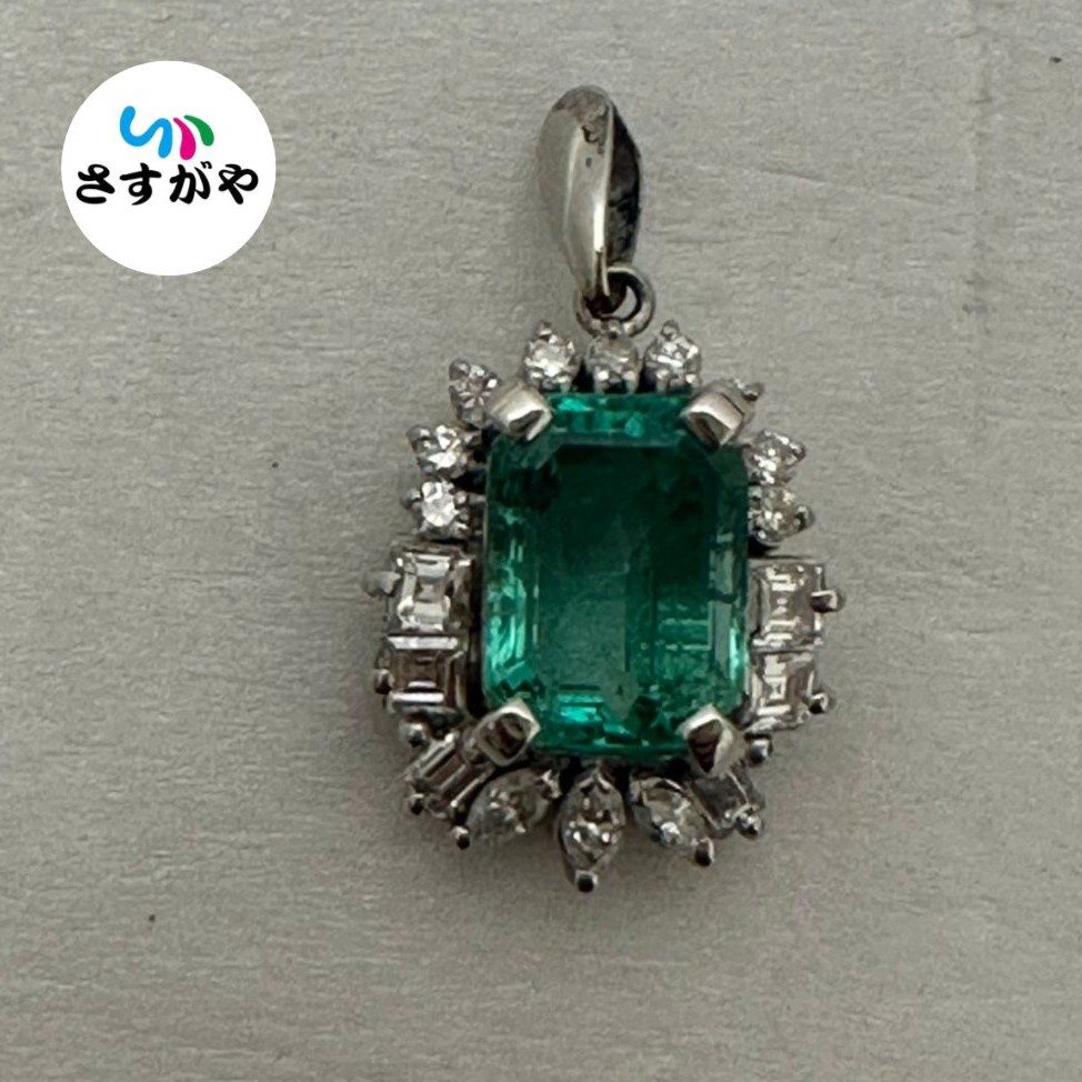Pt900 エメラルド ダイヤ ネックレストップ