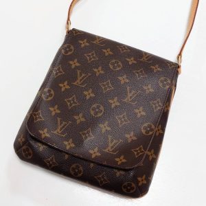 LOUIS VUITTON ルイ・ヴィトン モノグラム ミュゼット サルサ ショルダーバッグ
