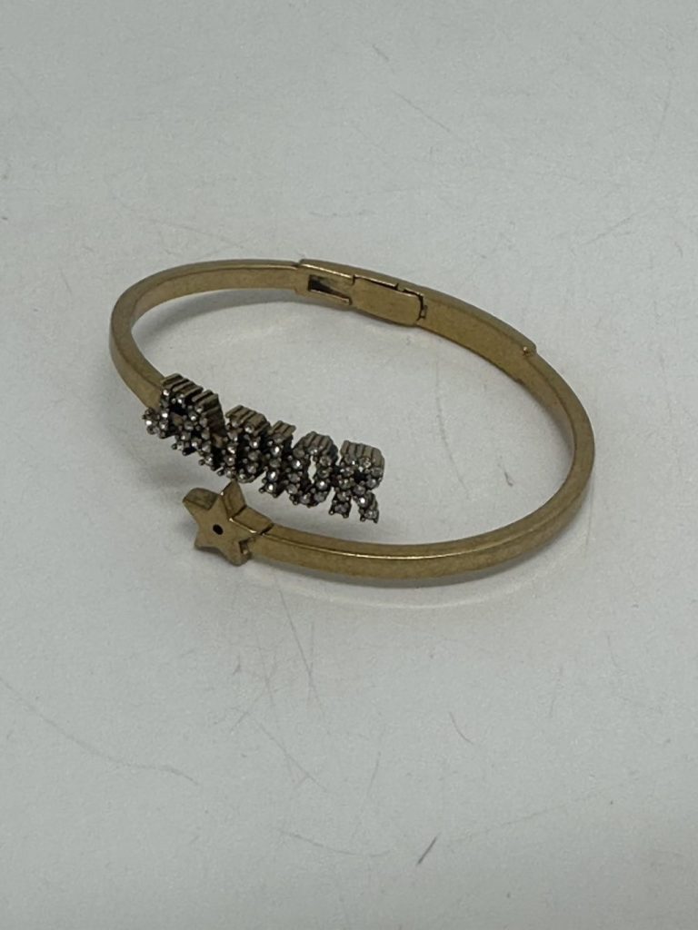 Christian Dior ロゴ×スターモチーフ バングル