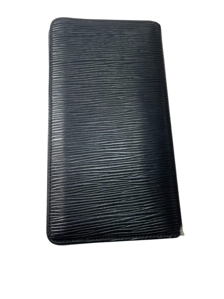 Louis Vuitton エピ 財布