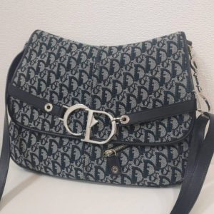 ブランドバックの買取もお任せ下さい！|  Christian Dior トロッター バック | 福生市南田園