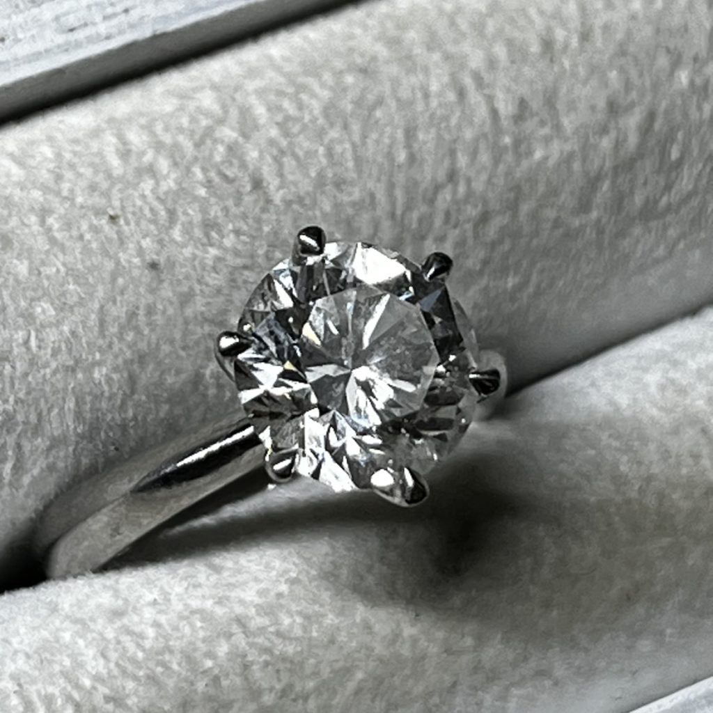 Pt900 ダイヤリング D3.07ct